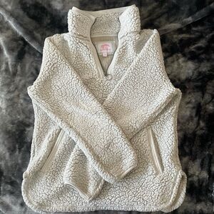 Medium White “Cozy Sherpa”